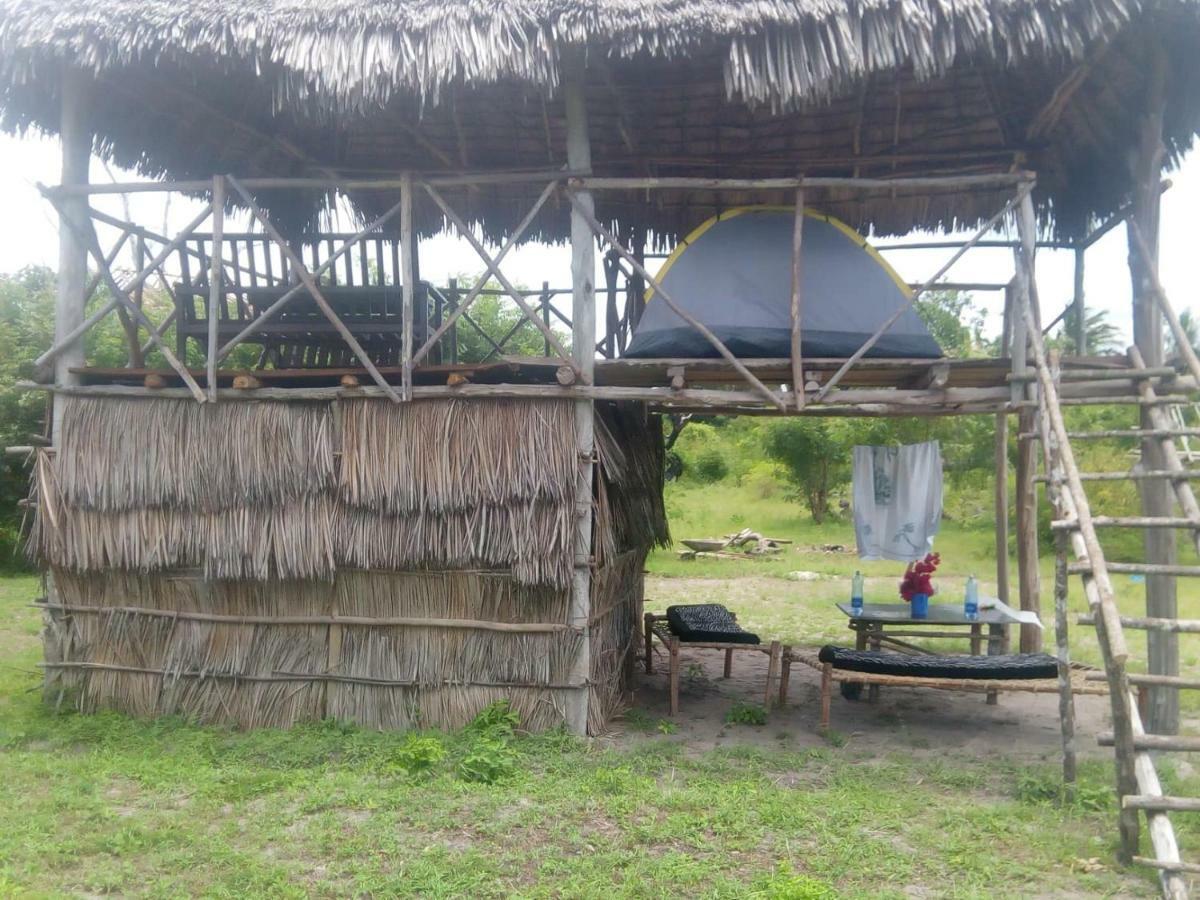 Mida Creek Nature Camp Watamu Exteriör bild